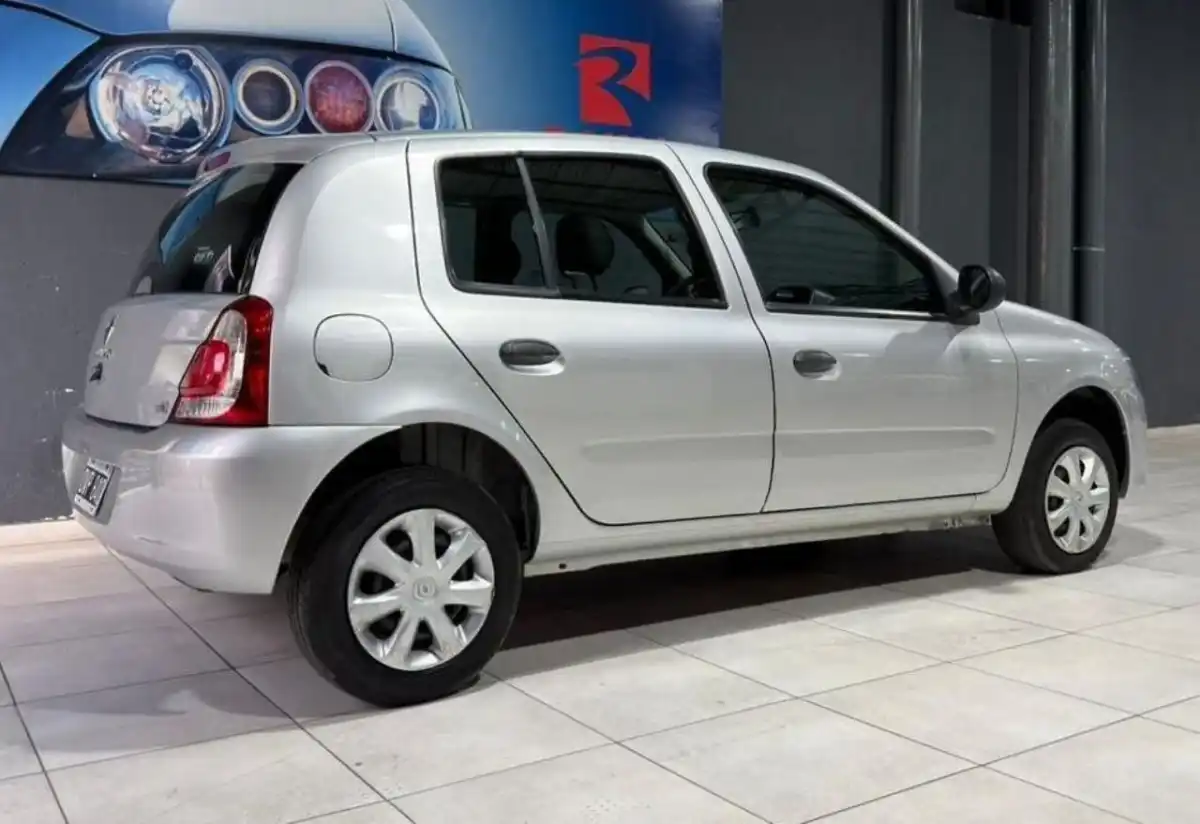 Renault Clio  2015 - foto 5