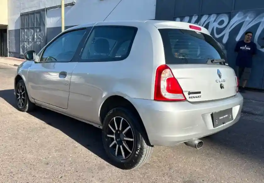Renault Clio  2013 - foto 3