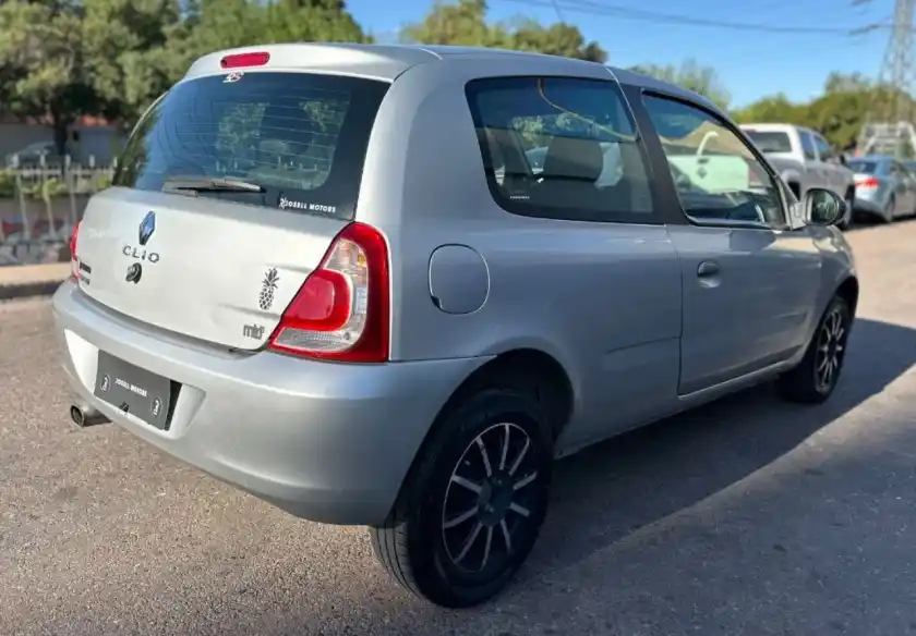 Renault Clio  2013 - foto 4