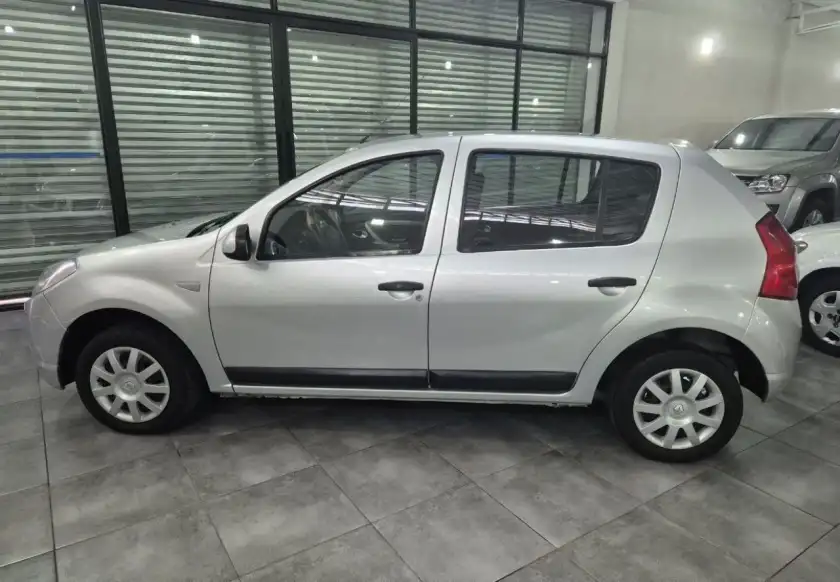 Renault Sandero  2011 - foto 5