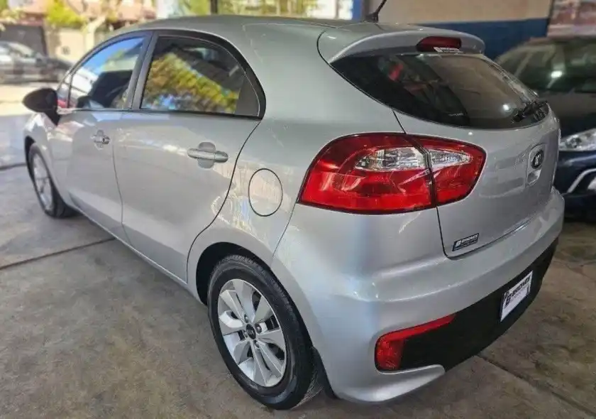 Kia Rio  2016 - foto 4