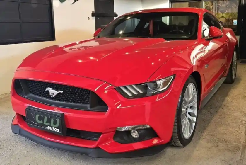 Ford Mustang 2016 - foto 1