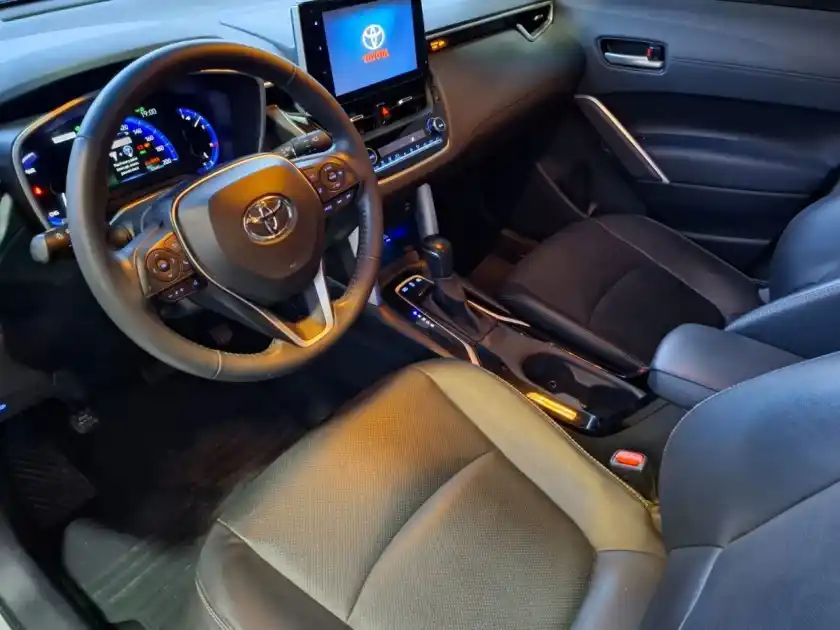 Toyota Corolla Cross  2024 - foto 4