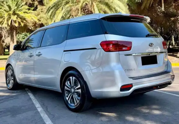Kia Carnival  2020 - foto 3