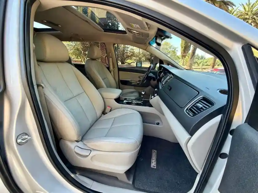 Kia Carnival  2020 - foto 5