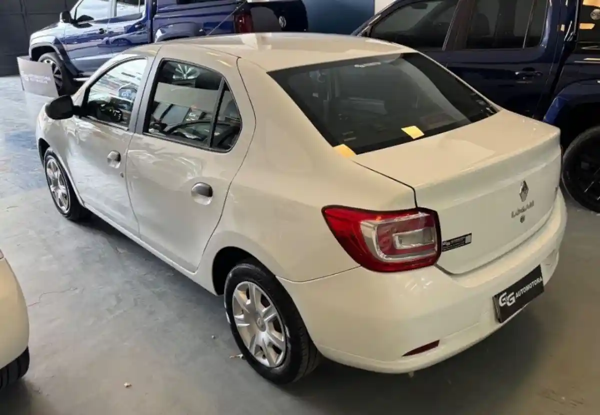 Renault Logan  2019 - foto 3