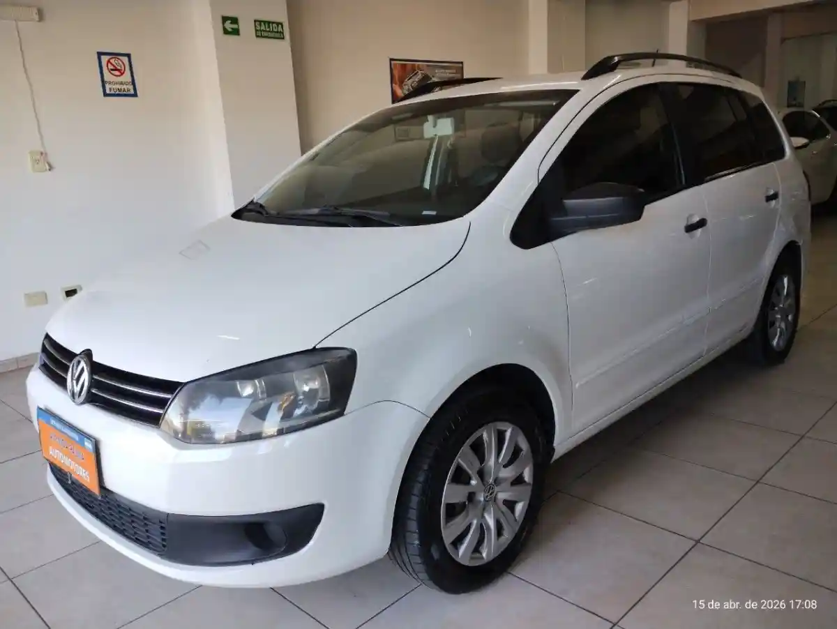 Volkswagen Suran  2012 - foto 1
