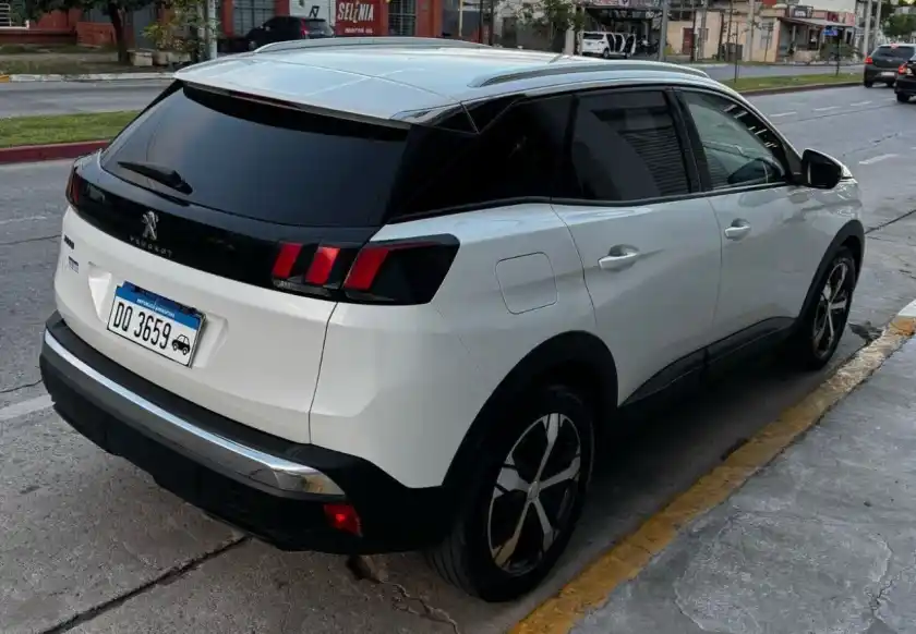 Peugeot 3008  2018 - foto 3