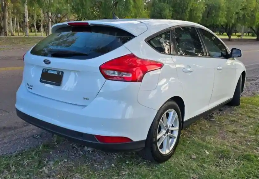 Ford Focus  2015 - foto 3