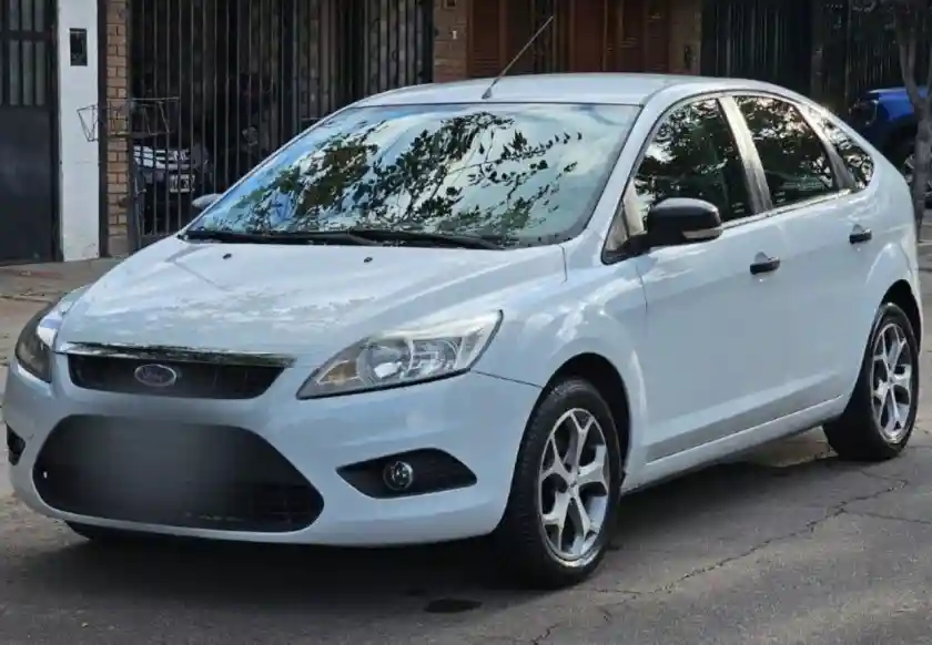 Ford Focus  2010 - foto 1