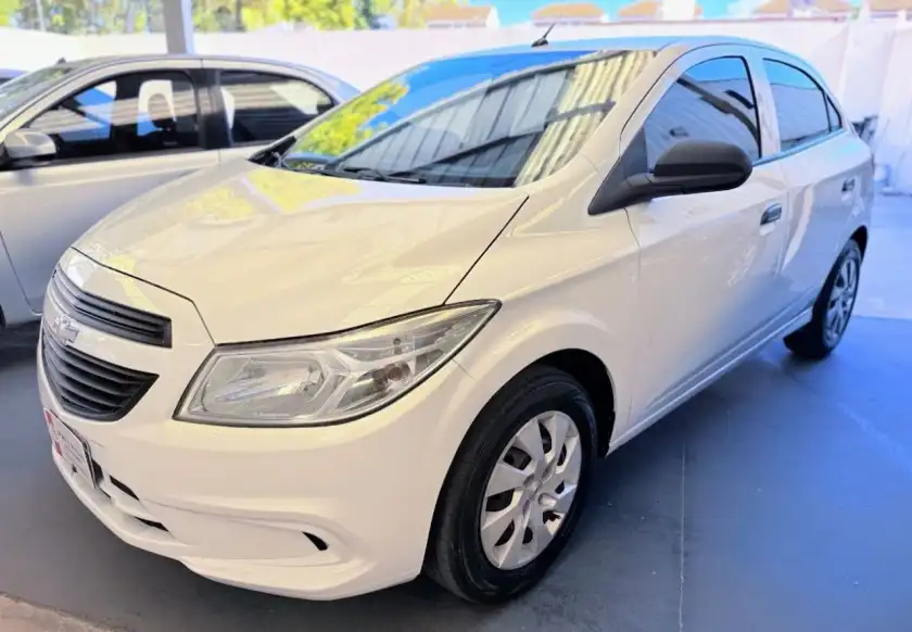 Chevrolet Onix  2013 - foto 1