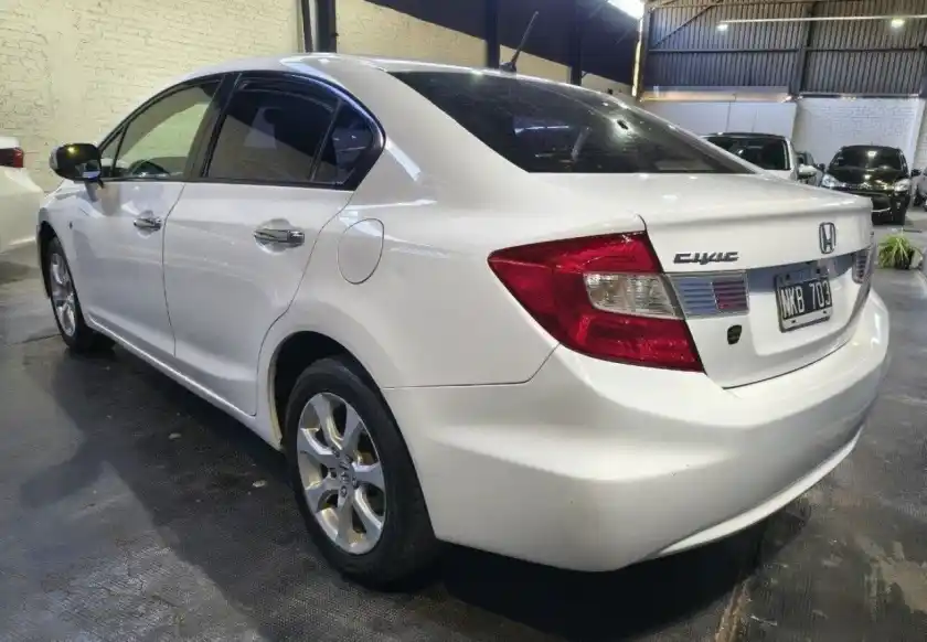 Honda Civic  2014 - foto 2
