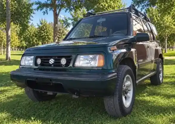 Suzuki Vitara  1998 - foto 1