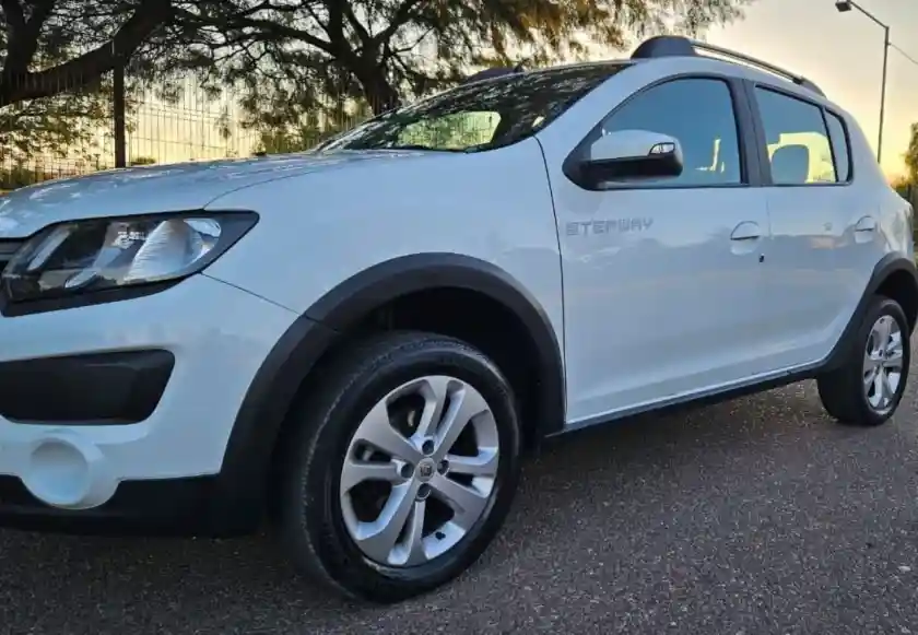 Renault Sandero 2017 - foto 1