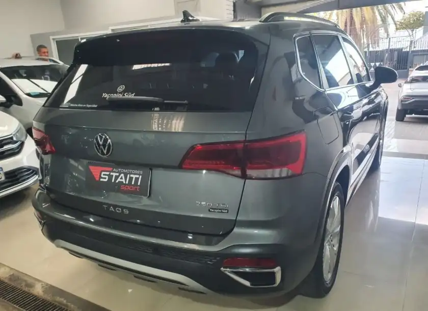 Volkswagen Taos  2023 - foto 4