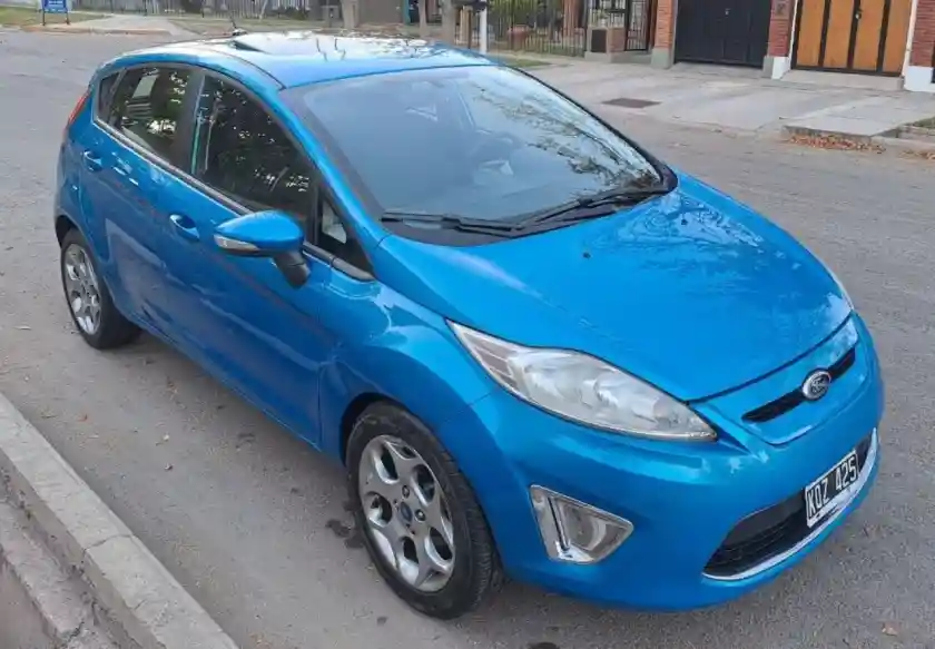 Ford Fiesta Kd  2012 - foto 2