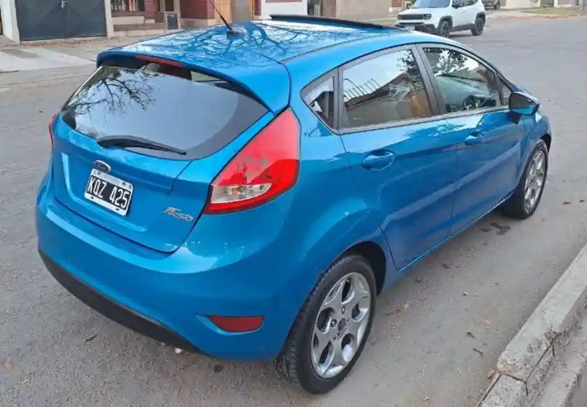 Ford Fiesta Kd  2012 - foto 4