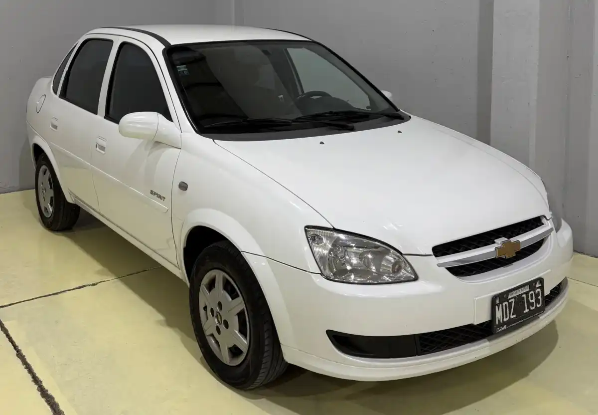 Chevrolet Classic 2013 - foto 1