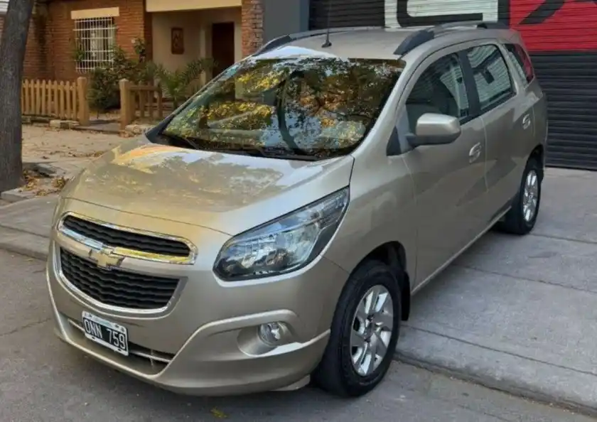 Chevrolet Spin  2015 - foto 1