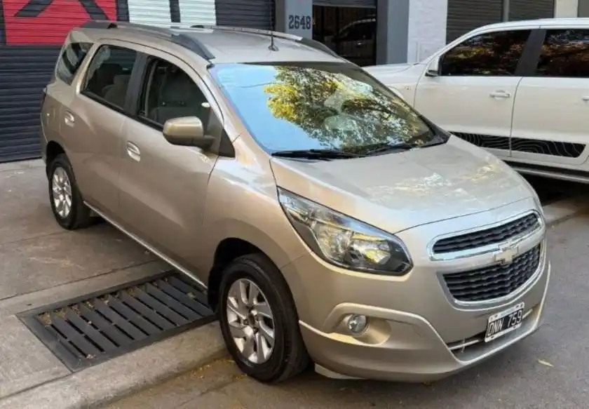 Chevrolet Spin  2015 - foto 2