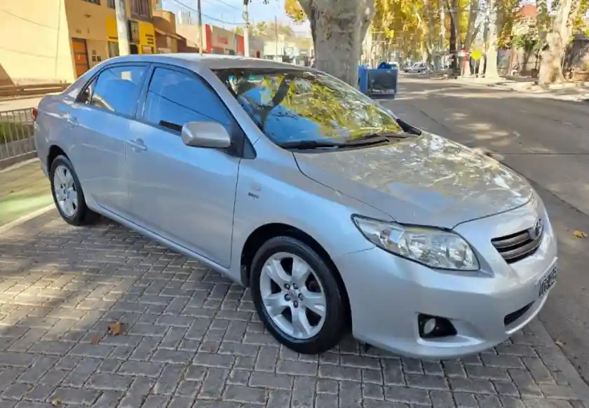Toyota Corolla  2011 - foto 3