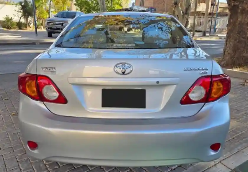 Toyota Corolla  2011 - foto 4