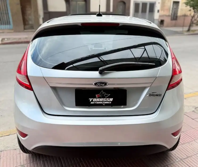 Ford Fiesta Kd  2013 - foto 5