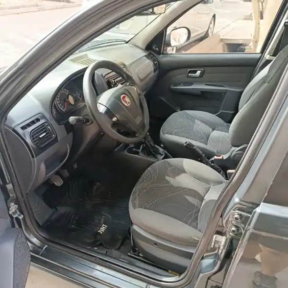 Fiat Siena  2015 - foto 4