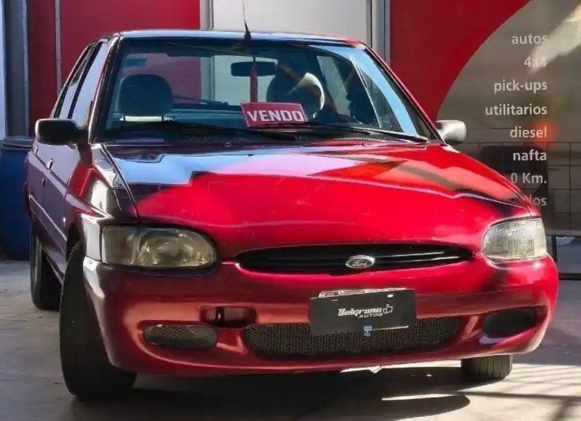 Ford Escort  2000 - foto 1