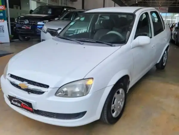 Chevrolet Classic  2015 - foto 1