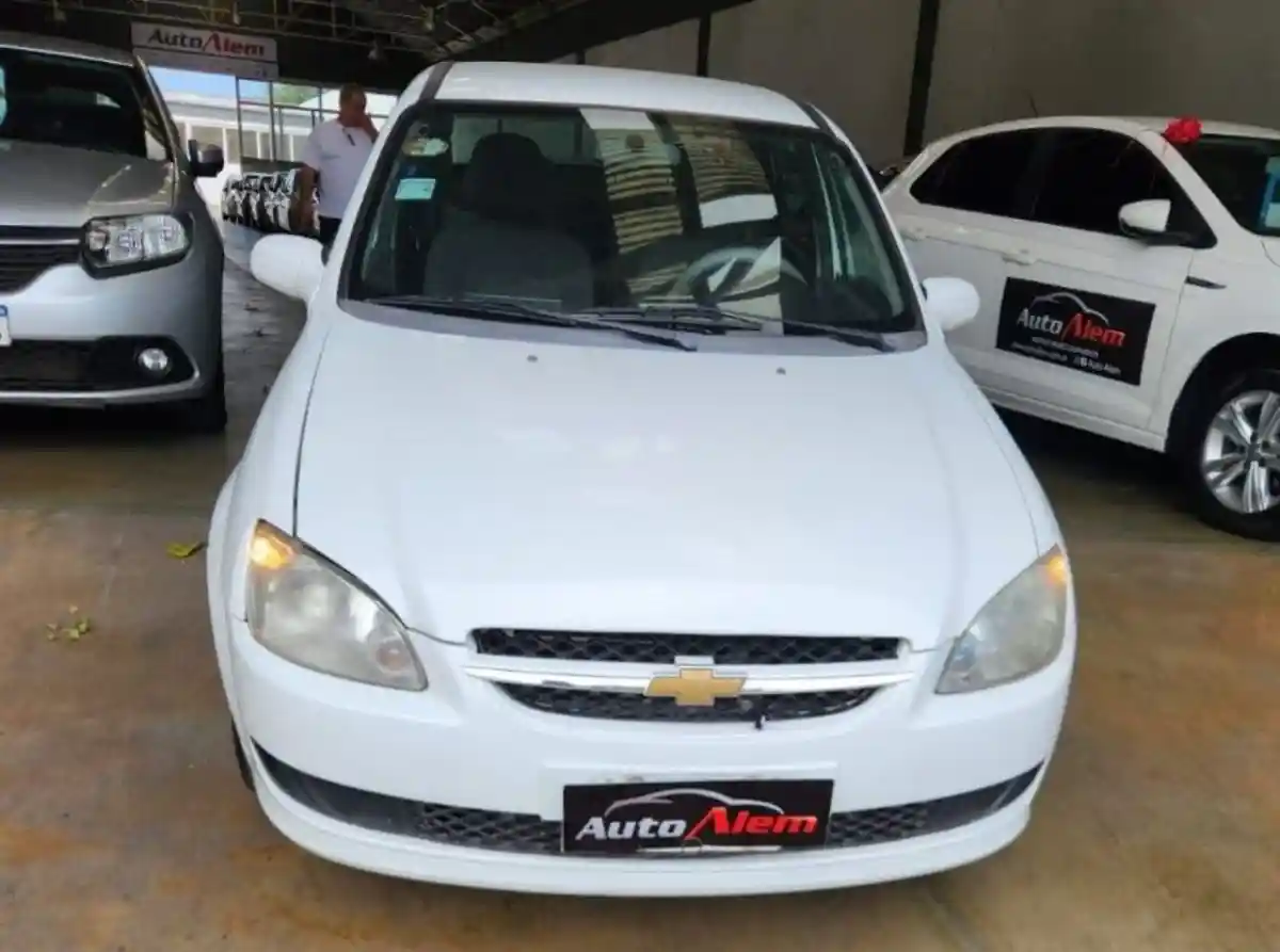Chevrolet Classic  2015 - foto 2