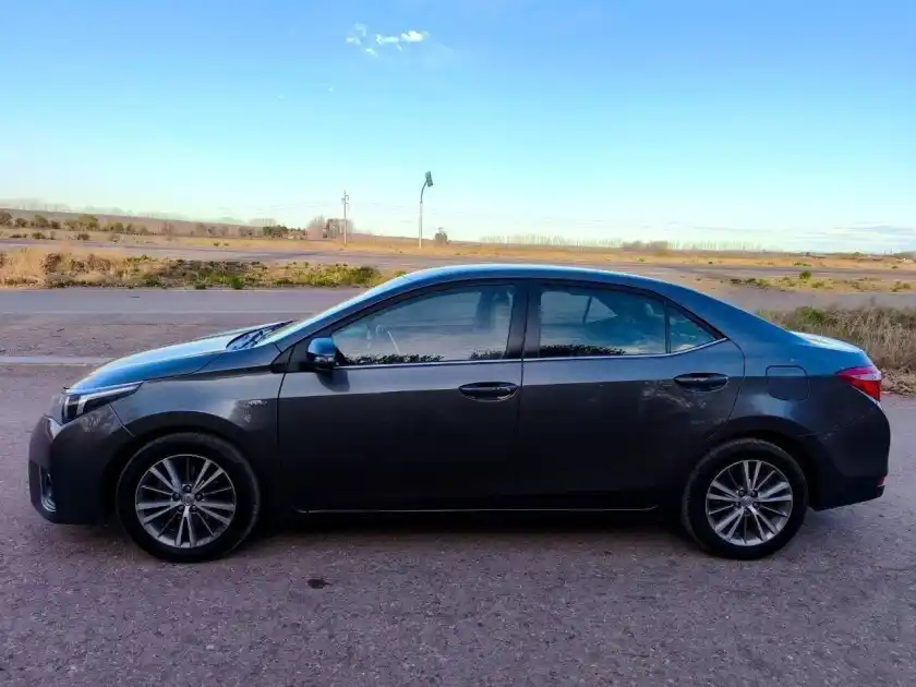 Toyota Corolla  2014 - foto 3