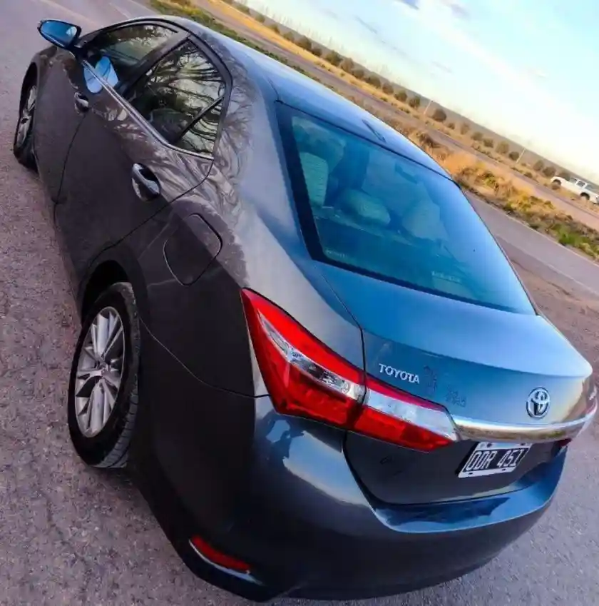 Toyota Corolla  2014 - foto 4