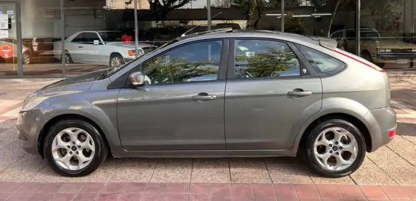 Ford Focus  2012 - foto 3