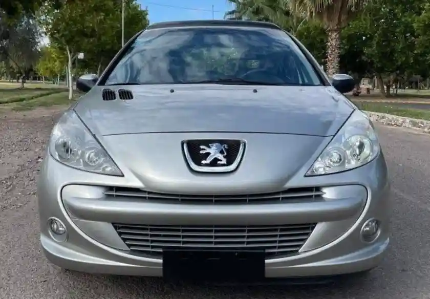 Peugeot 207  2012 - foto 2