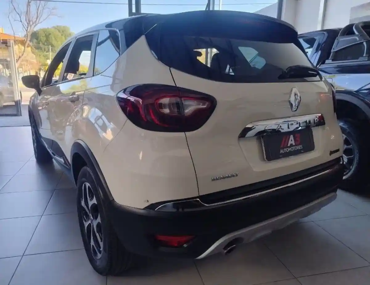 Renault Captur  2017 - foto 3
