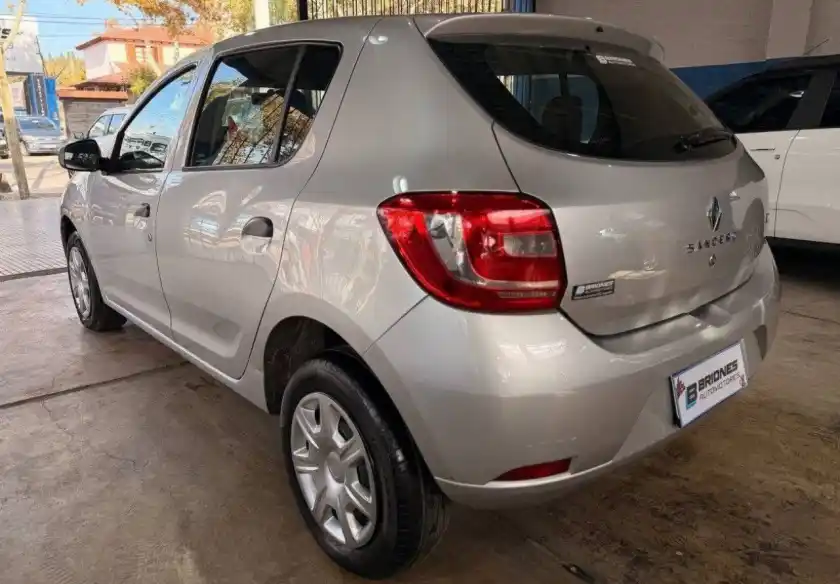Renault Sandero  2018 - foto 4