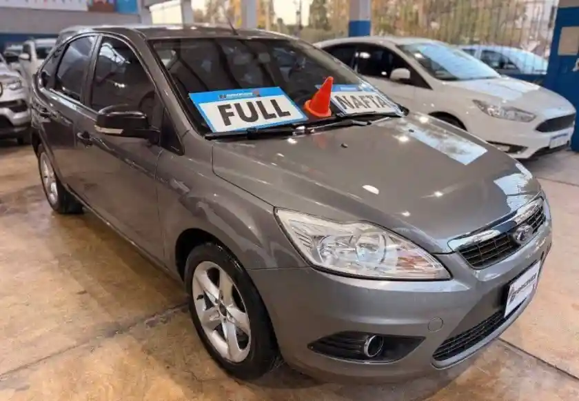 Ford Focus  2012 - foto 3