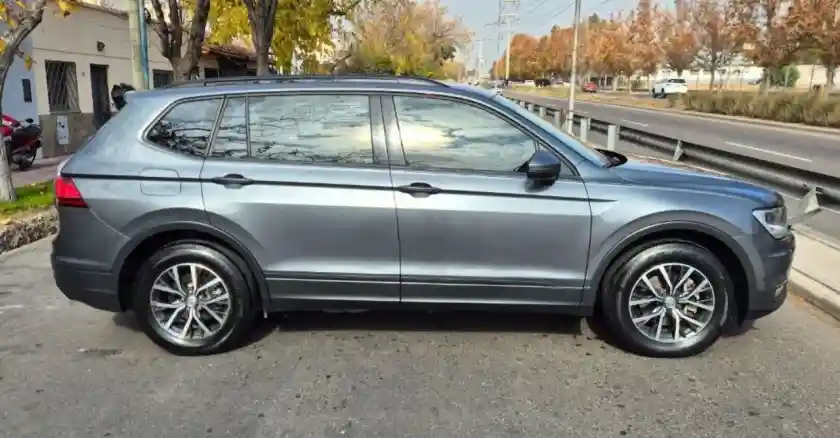 Volkswagen Tiguan  2021 - foto 4