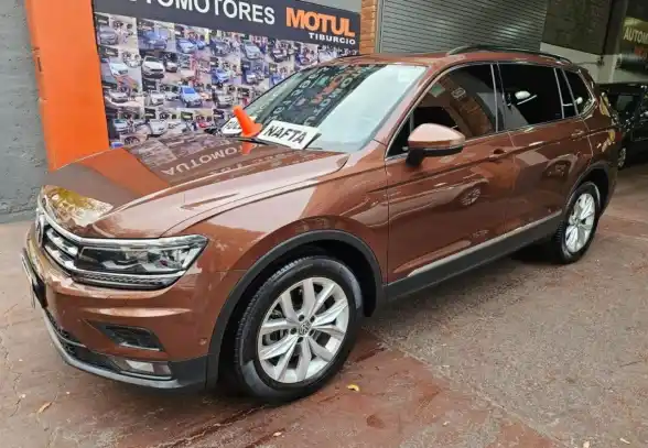 Volkswagen Tiguan  2018 - foto 1