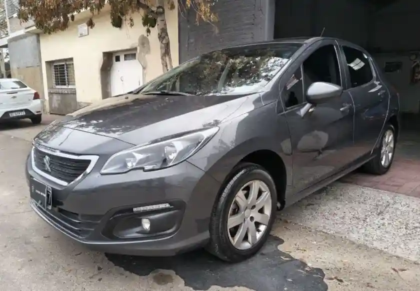Peugeot 308 2015 - foto 1