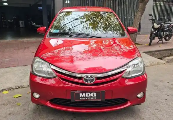 Toyota Etios  2014 - foto 2