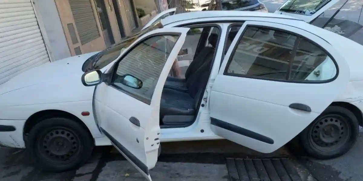 Renault Megane  2000 - foto 5