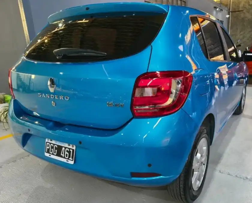 Renault Sandero  2015 - foto 4