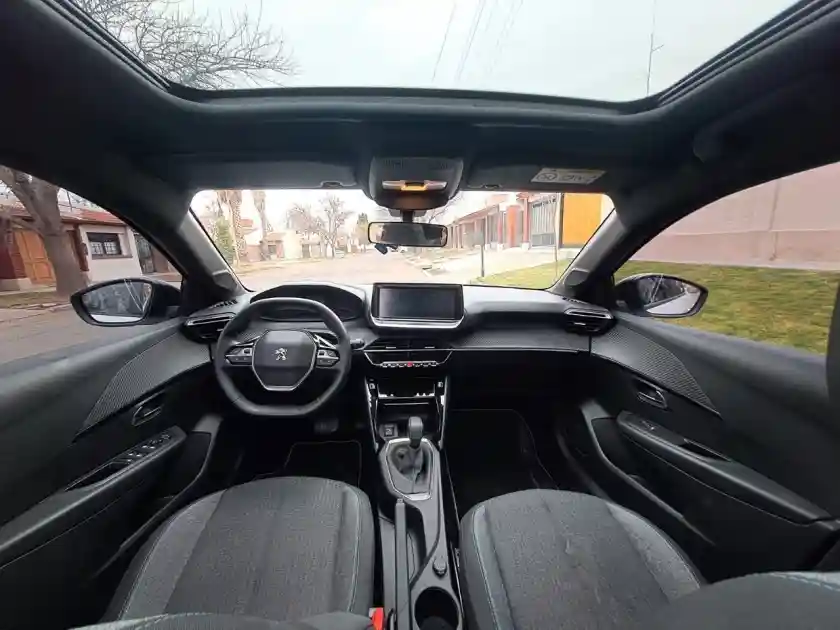 Peugeot 208  2024 - foto 5
