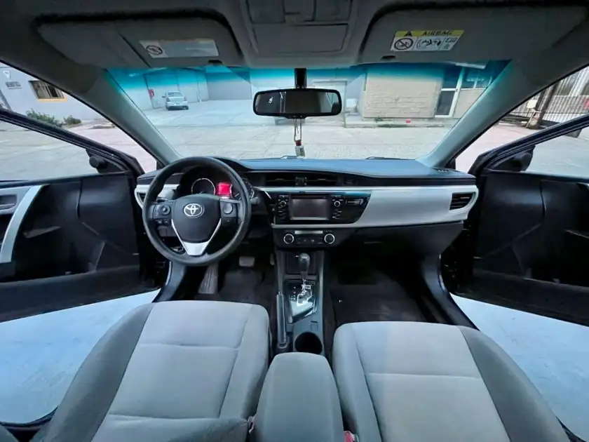 Toyota Corolla  2015 - foto 4