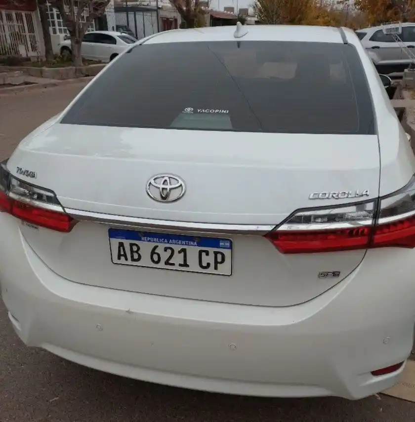 Toyota Corolla  2017 - foto 4