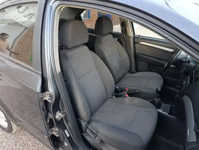 Chevrolet Aveo  2011 - foto 5