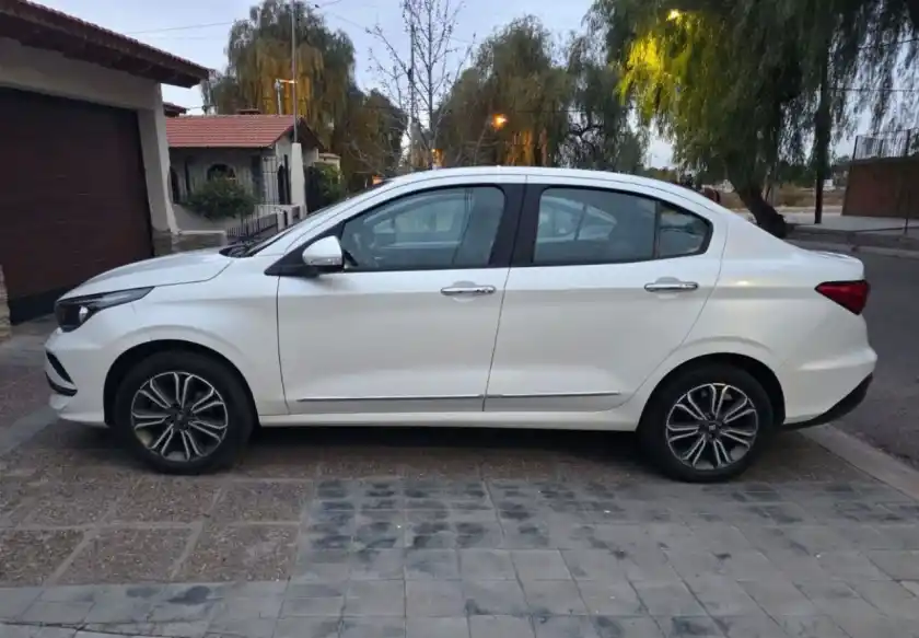 Fiat Cronos  2023 - foto 2