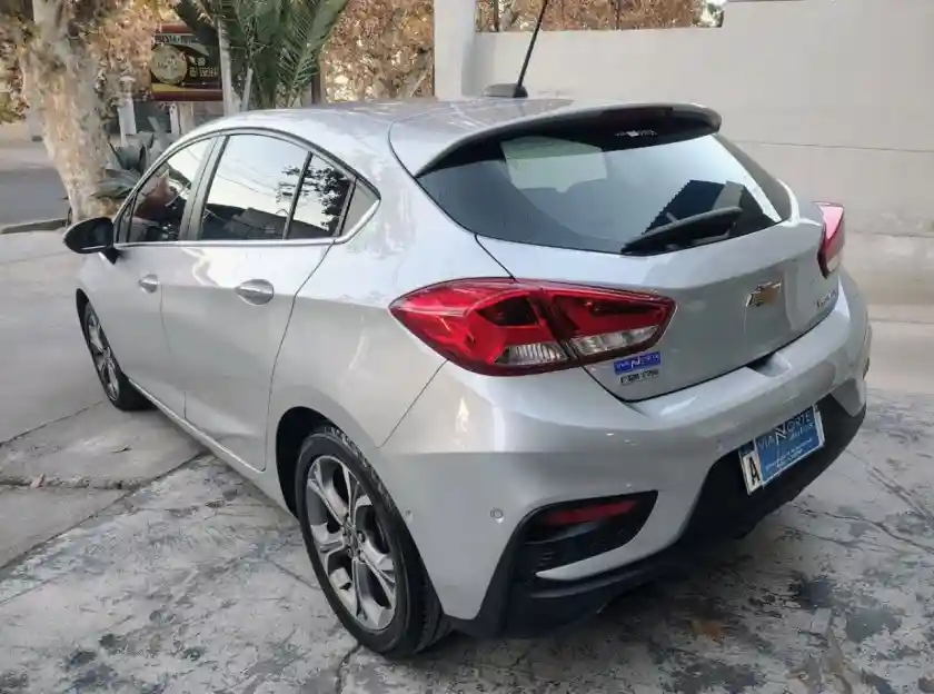 Chevrolet Cruze  2021 - foto 4